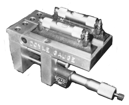 DT-1040 Doyle Digital Readout Knife Angle Gauge